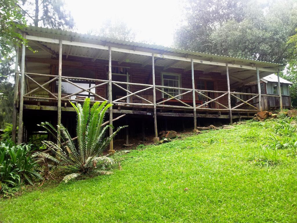 Old Pine Cabin Karkloof Yarrow 外观 照片
